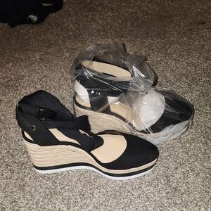 Jennifer Lopez Black and Tan Wedge Espadrilles